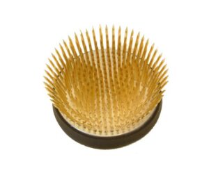 Kenzan japonais rond de 7 cm aux pointes évasées, accessoire traditionnel pour Ikebana