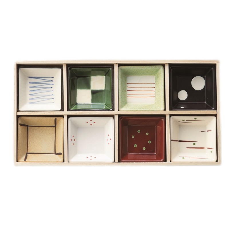 Set de 8 coupelles japonaises Etsuke en céramique, décorées de motifs traditionnels aux couleurs variées