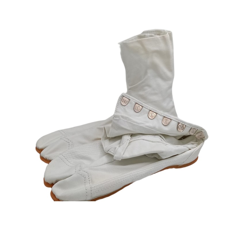 Jika-tabi blanche traditionnelle avec séparation du gros orteil et semelle souple