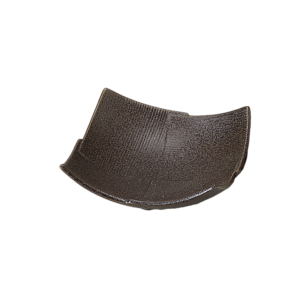 Bol japonais carré en céramique brune avec bords relevés et finition texturée