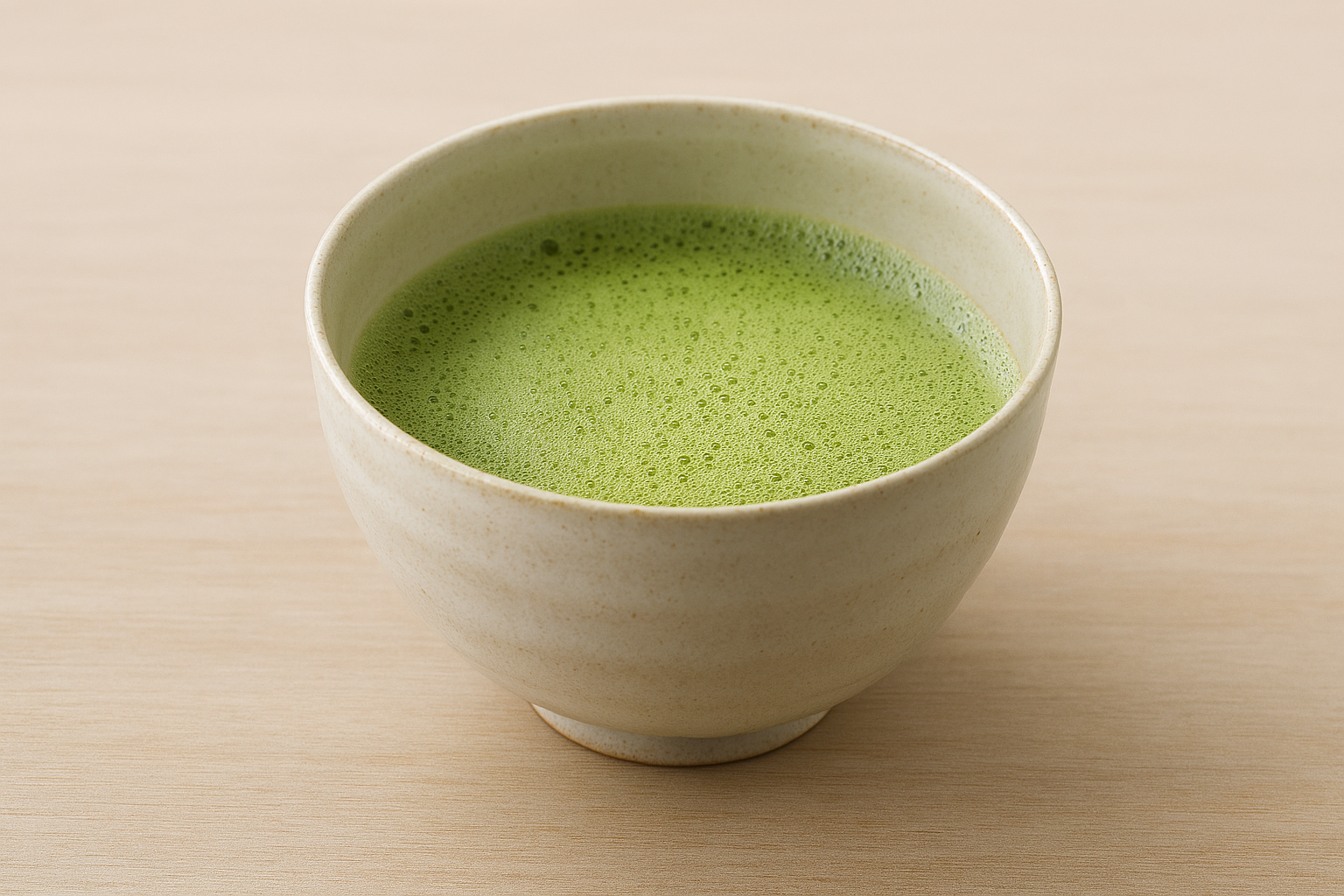 Lire la suite à propos de l’article Comment préparer le thé matcha : méthodes, ustensiles et traditions japonaises
