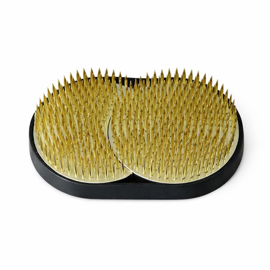 Kenzan japonais double 10,9 × 6,7 cm pour Ikebana, base lourde avec deux zones d’aiguilles métalliques