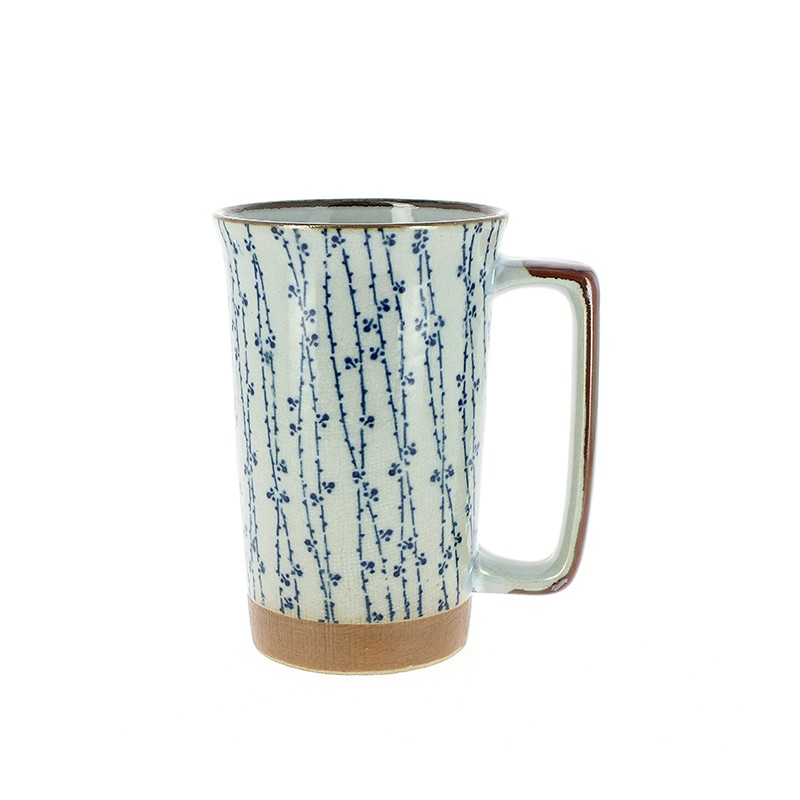 Mug japonais en céramique décoré de motifs tiges grimpantes