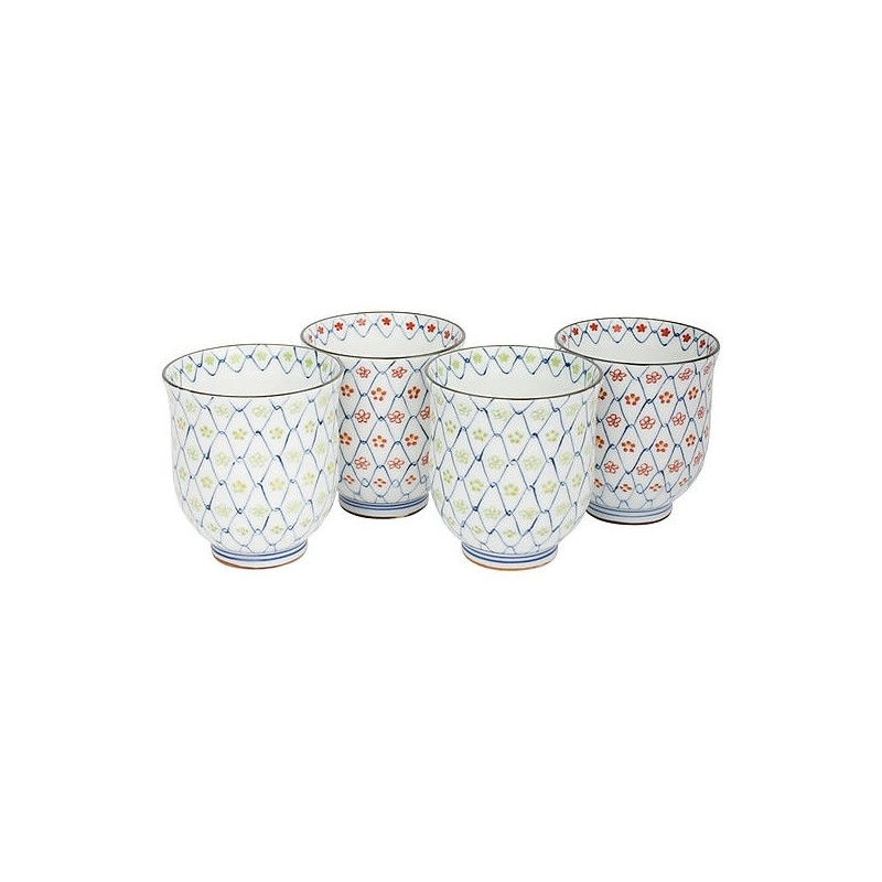 Set de 4 verres à thé japonais en duo, décorés de motifs traditionnels