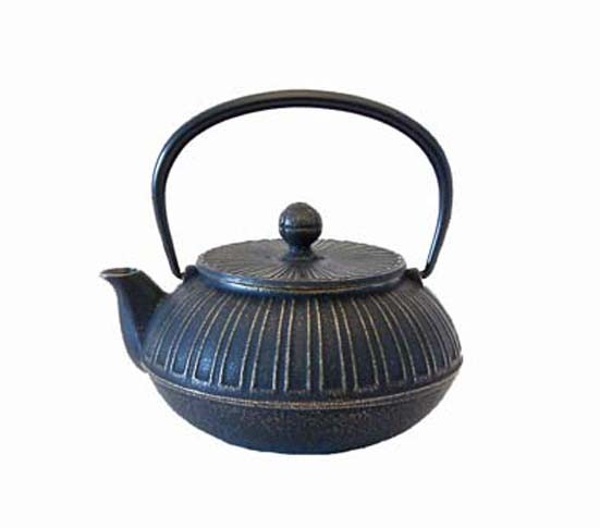 Théière japonaise en fonte Kiku de 0,6 L, couleur noir et or, motif chrysanthème