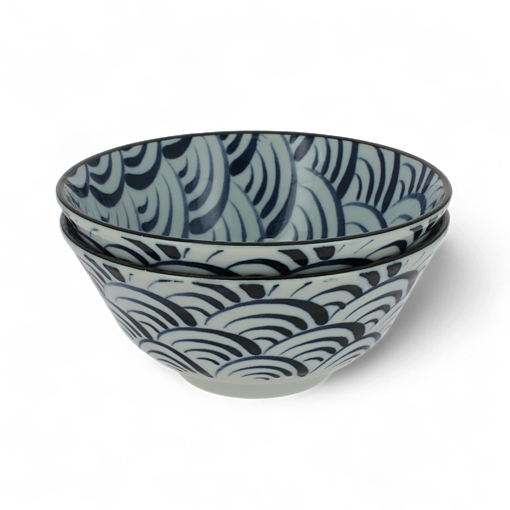 Set de deux bols japonais en céramique blanche et bleue décorés du motif Nami