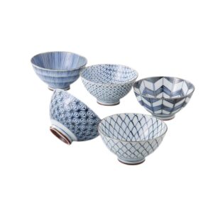 Set de 5 bols japonais en céramique dans les tons bleu et blanc