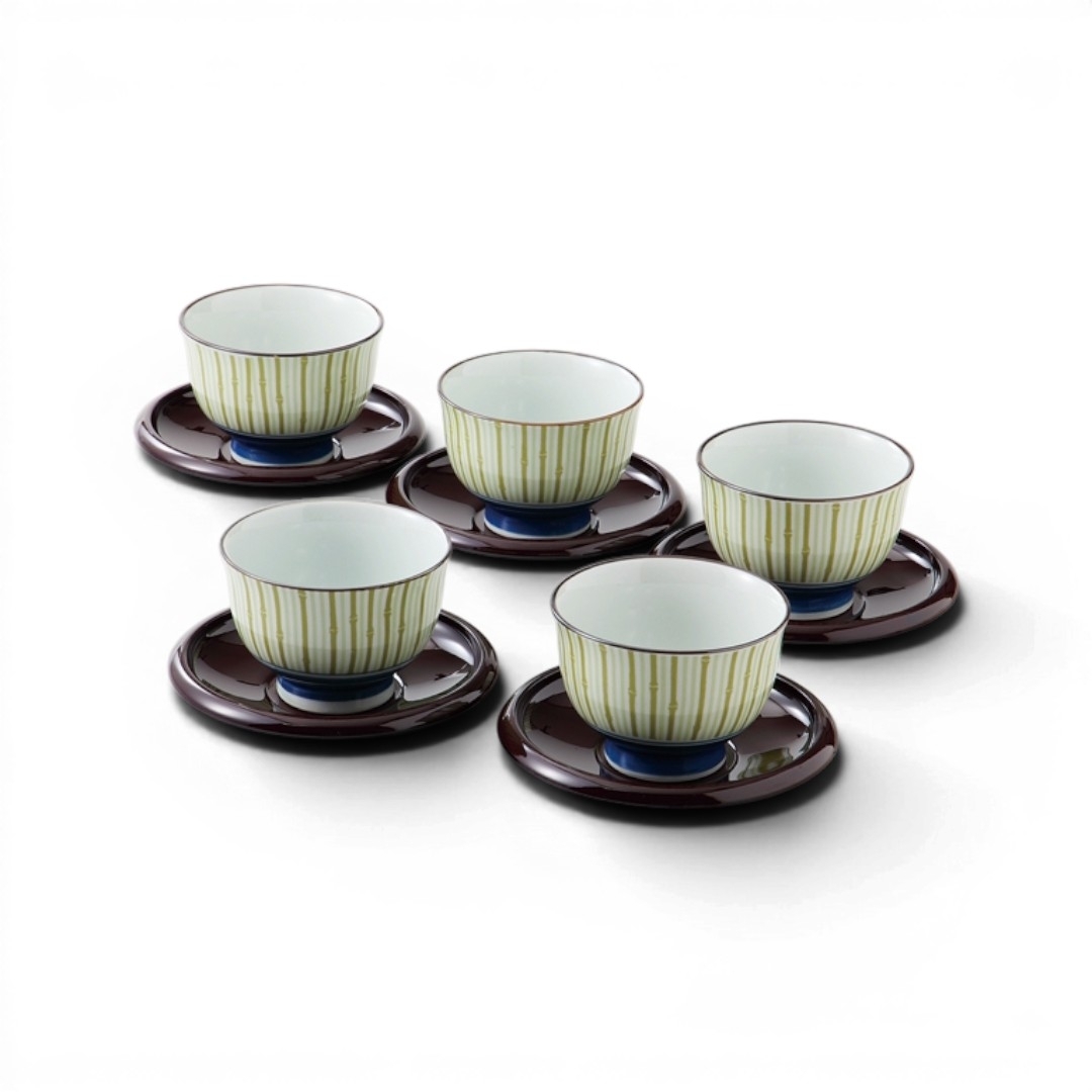 Set de tasses à thé japonaises en céramique décorées du motif Tokusa à fines lignes bleues
