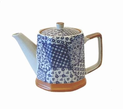 Théière japonaise en céramique décorée d’un motif patchwork, contenance 0,5 litre