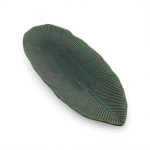Plat en forme de feuille