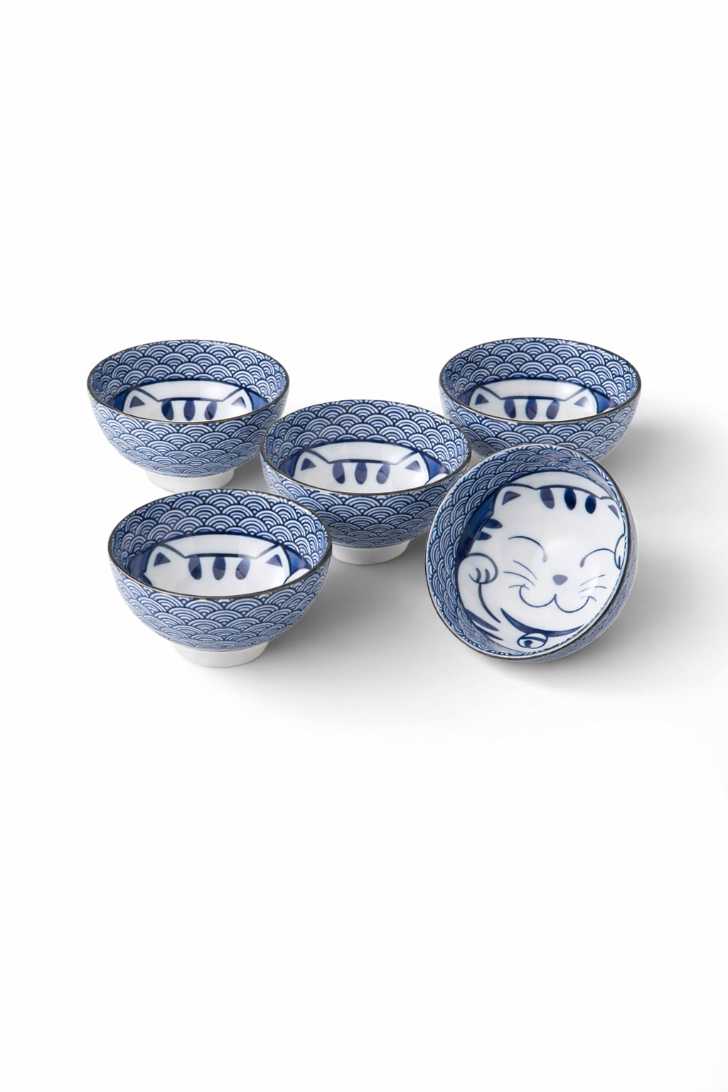 Set de cinq bols japonais en céramique porcelaine décorés de têtes de chats, diamètre 12 cm