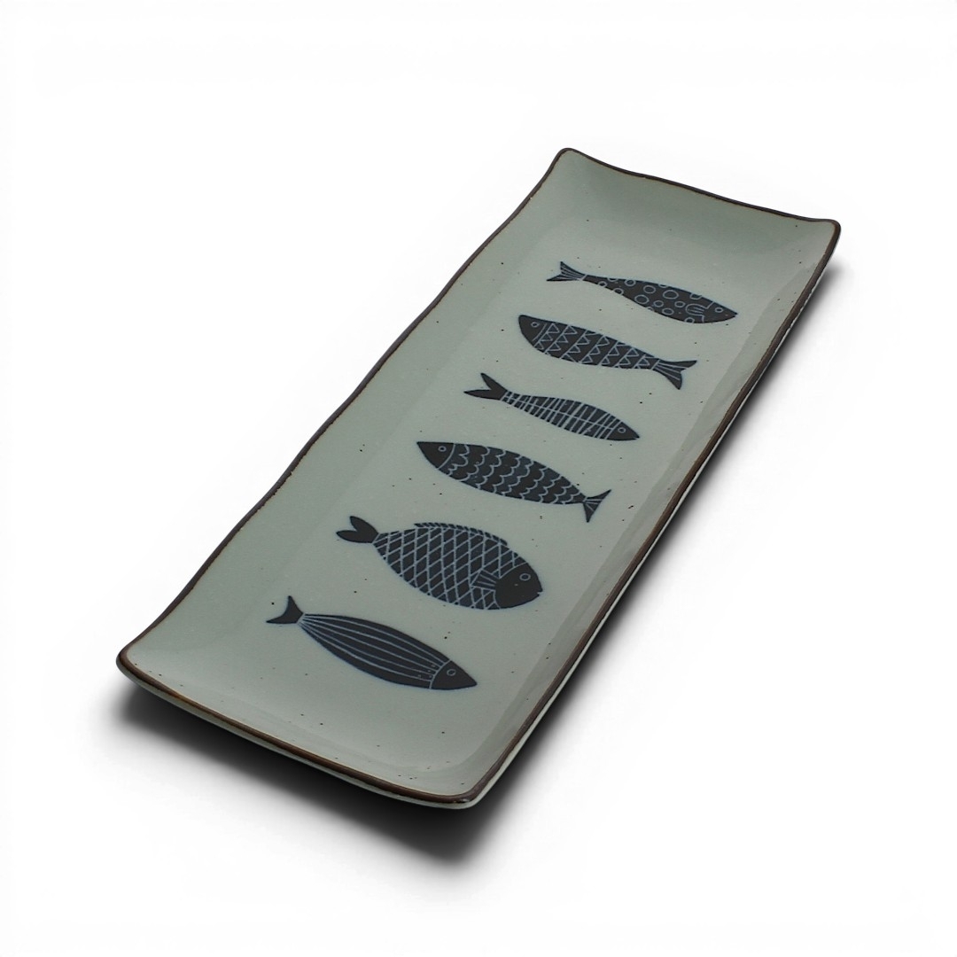 Plat à sushi japonais en porcelaine blanche décoré de poissons bleus stylisés